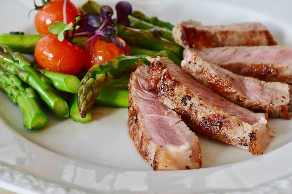 asparagus, steak, veal steak-2169305.jpg