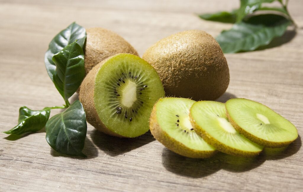 kiwi,Health Benefits of Eating Kiwi.jpg